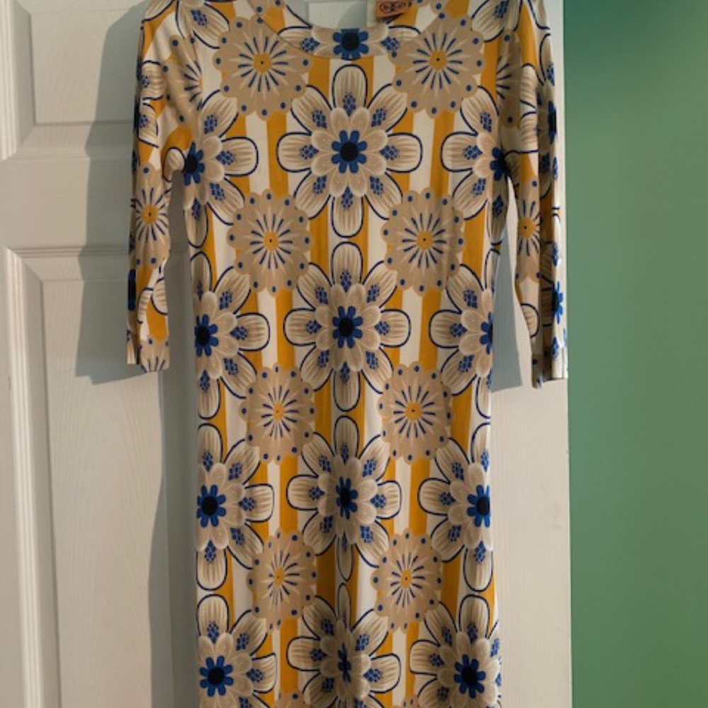 Tory Burch Size 2